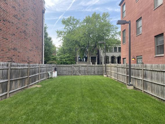 1529 W George St., Chicago, IL 60657