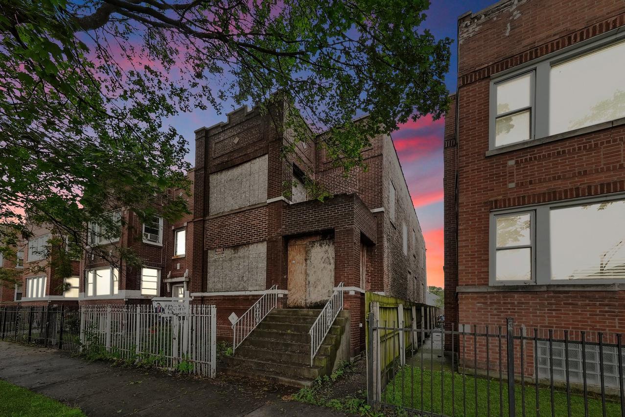 [Address Hidden by Seller], Chicago, IL 60629