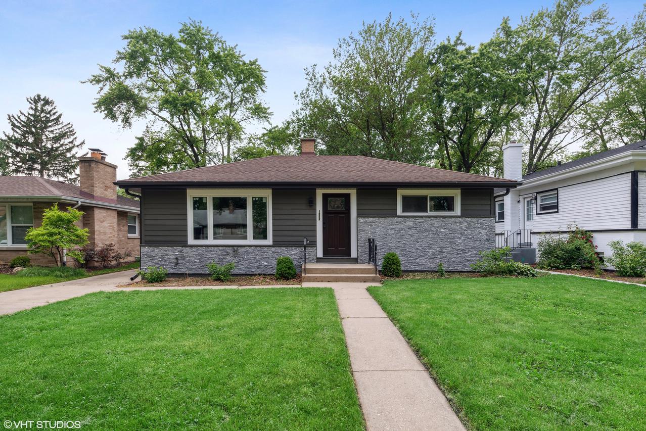 1538 Good Ave., Park Ridge, IL 60068