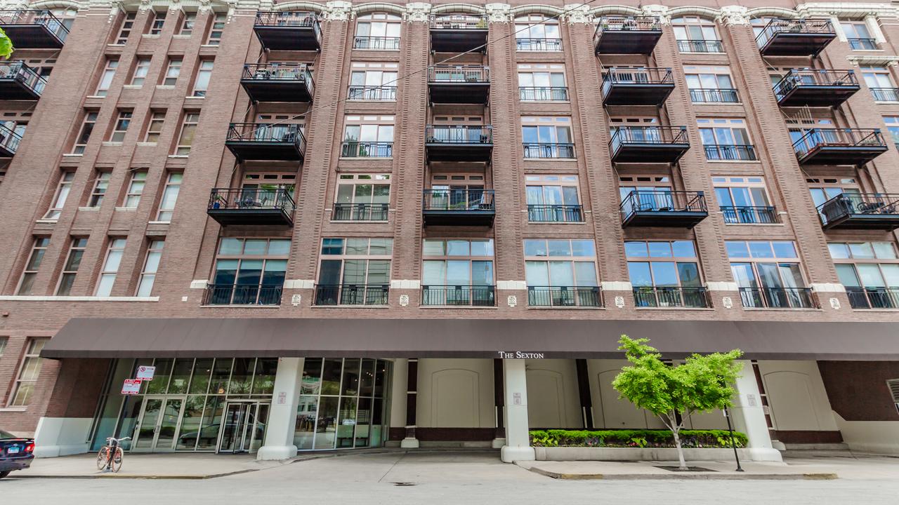 360 W Illinois St. #309, Chicago, IL 60654