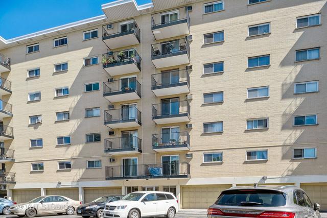 315 Des Plaines Ave. #503, Forest Park, IL 60130