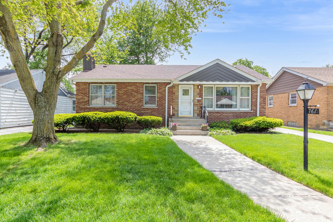 761 E 156th St., South Holland, IL 60473