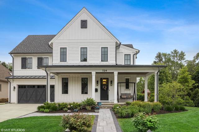 724 S Wright St., Naperville, IL 60540