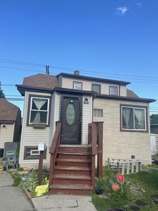 11319 S Green Bay Ave., Chicago, IL 60617
