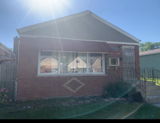 4517 S Lavergne Ave., Chicago, IL 60638