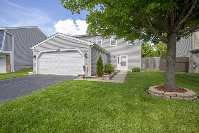 489 Waterbury Ln., Roselle, IL 60172