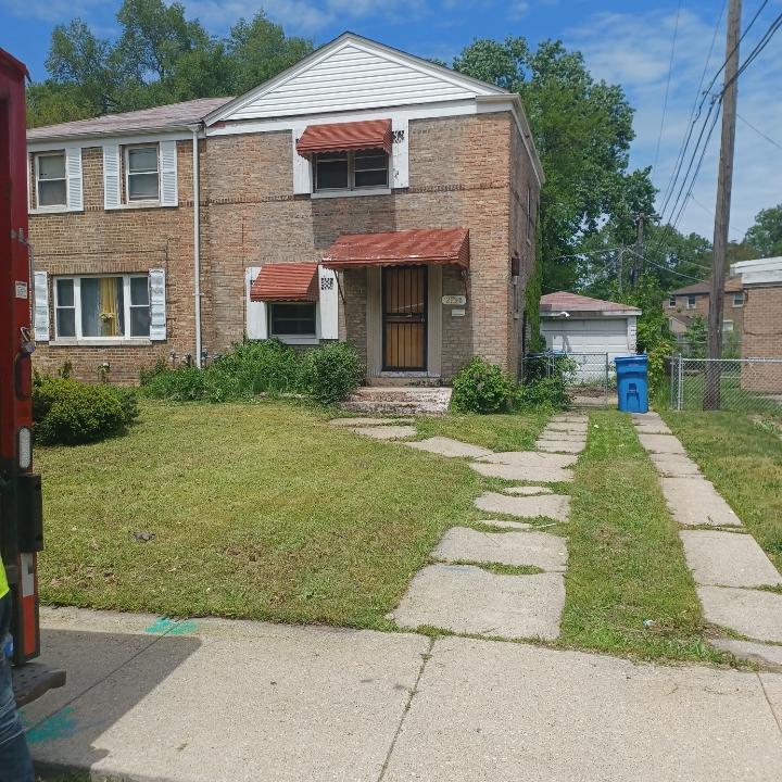 2130 E 98th Pl., Chicago, IL 60617