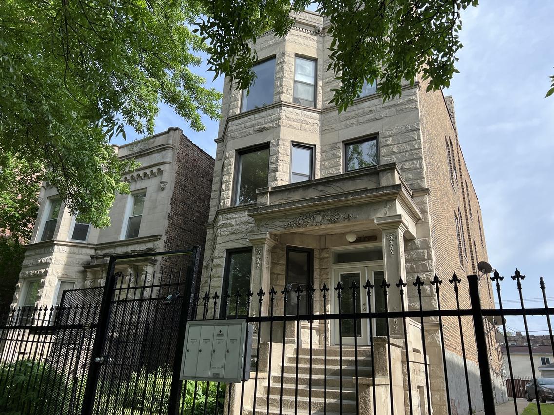 1119 W Garfield Blvd., Chicago, IL 60621
