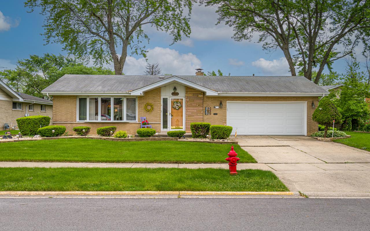 455 E 168th Pl., South Holland, IL 60473