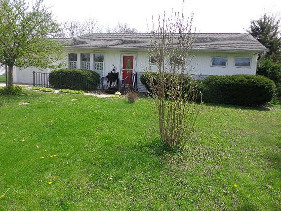 222 Douglas Rd., Batavia, IL 60510