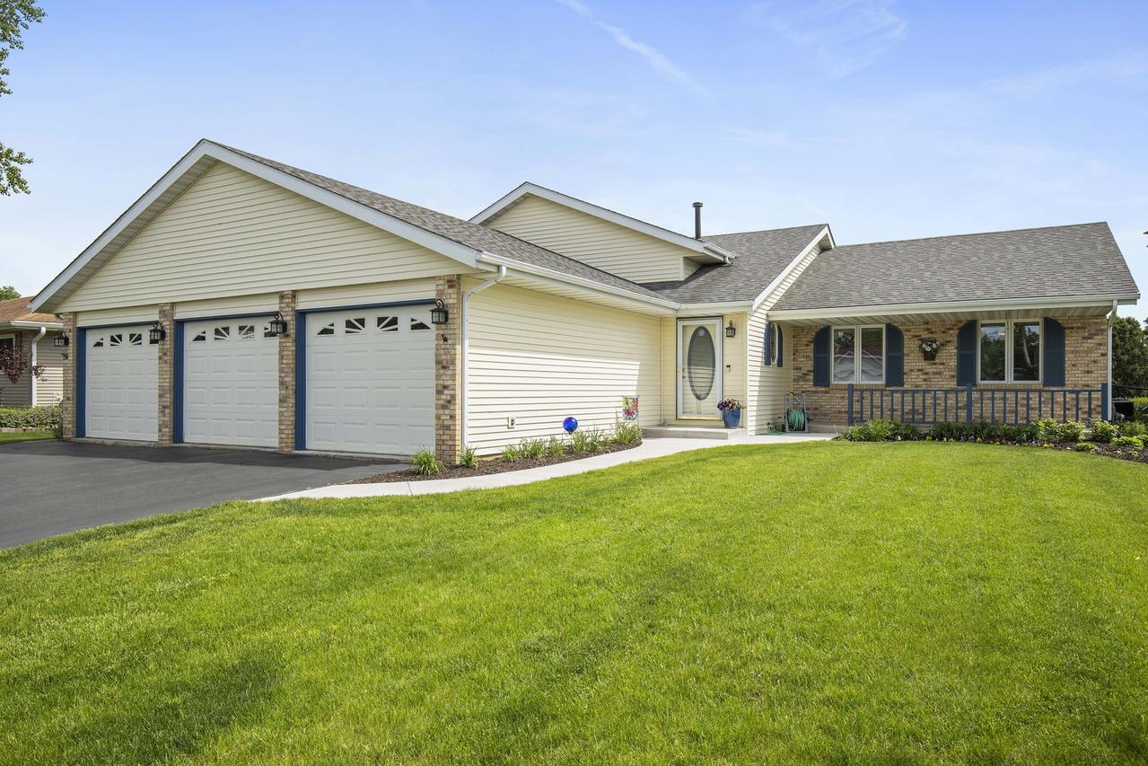 7065 Sorghum Ln., Cherry Valley, IL 61016