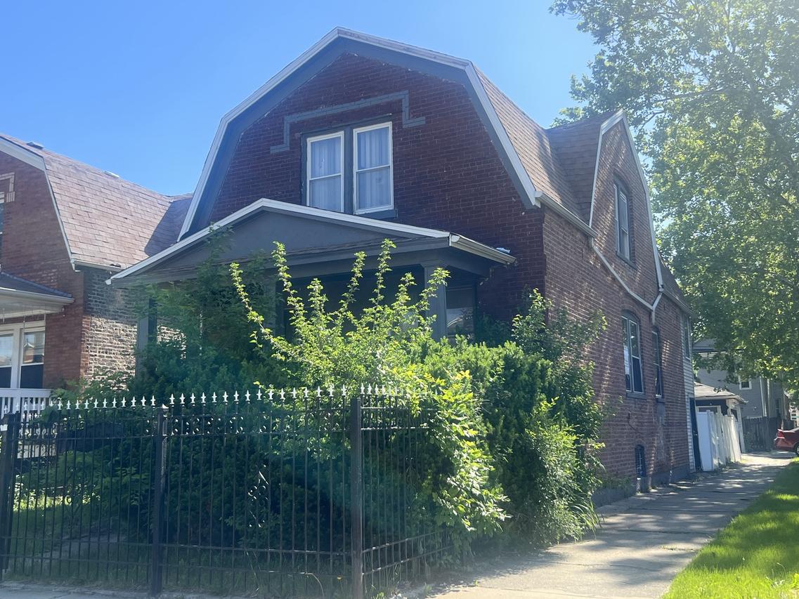 901 N Kedvale Ave., Chicago, IL 60651