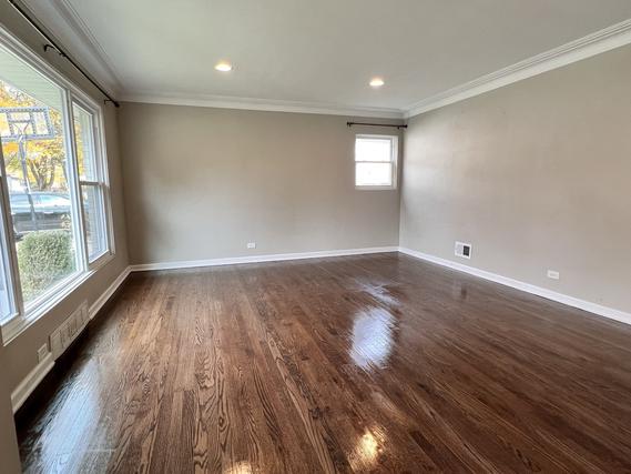 241 N Wilmette Ave., Westmont, IL 60559