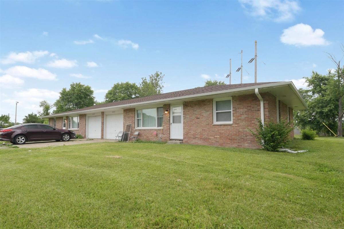 2006 E Perkins Rd., Urbana, IL 61802