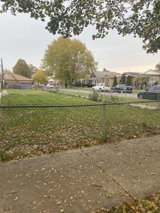 5259 S Trumbull Ave., Chicago, IL 60632