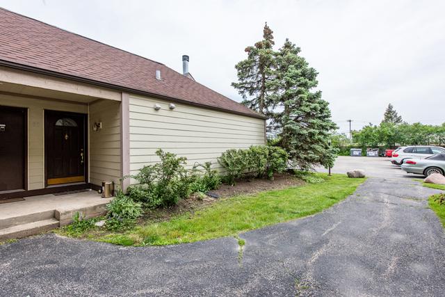 3302 Berwyn Ave. #83, North Chicago, IL 60064
