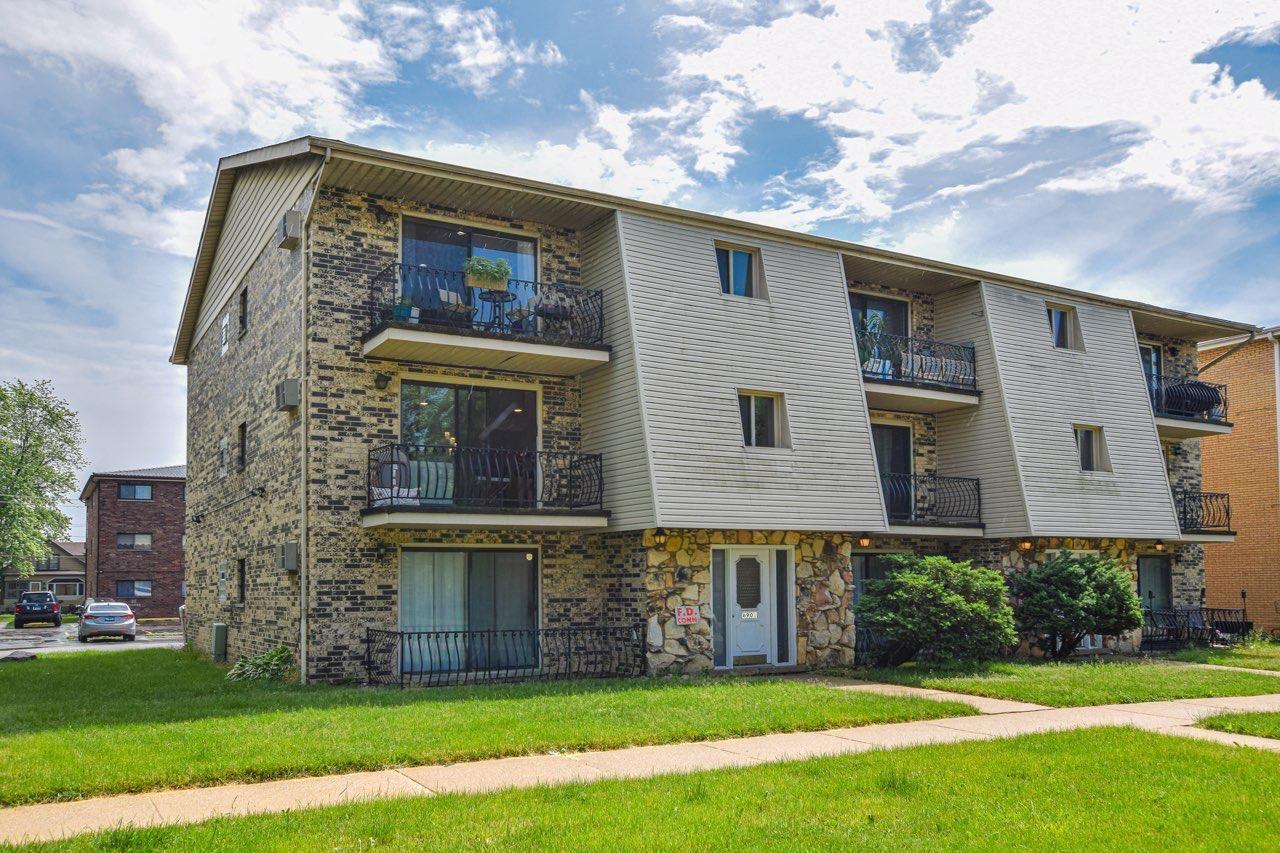 6901 W 110th St. #1A, Worth, IL 60482