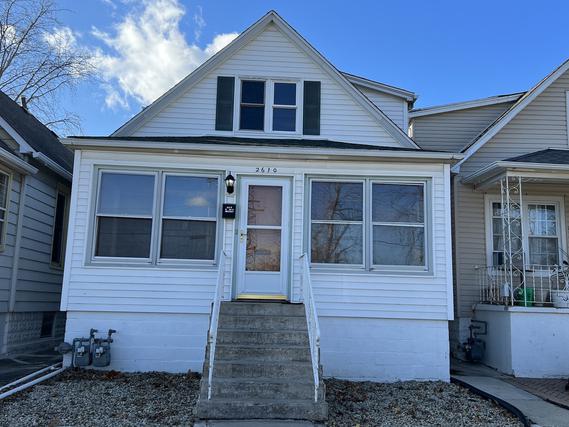 2610 Jackson Ave., South Chicago Heights, IL 60411