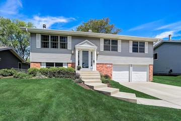 1282 W Oakmont Rd., Hoffman Estates, IL 60169