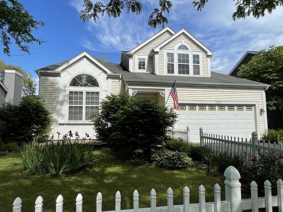 335 Buckingham Dr., Grayslake, IL 60030