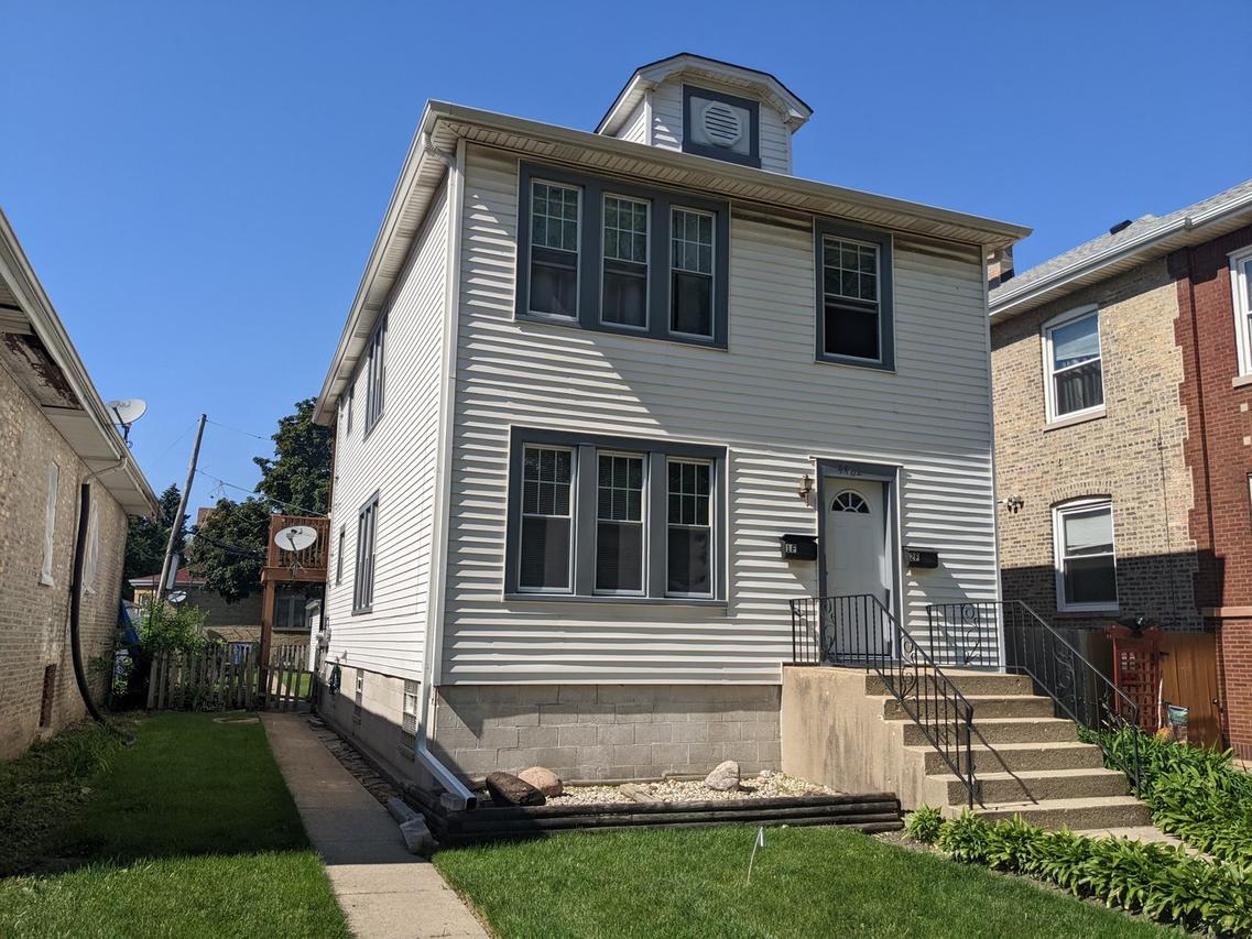 4462 W Wilson Ave., Chicago, IL 60630