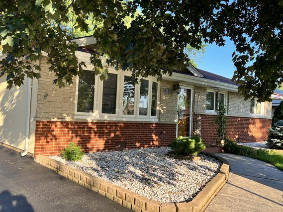 7545 Sholer Ave., Bridgeview, IL 60455