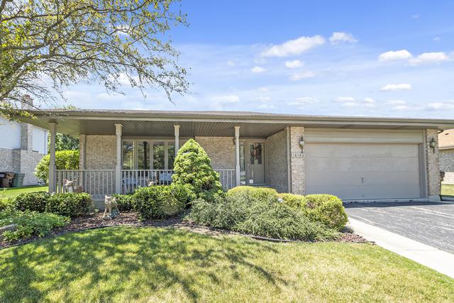 16142 Alexandria Dr., Tinley Park, IL 60477