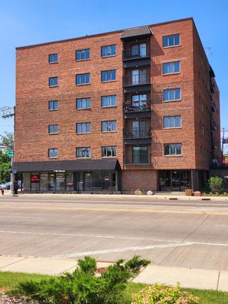 7912 W North Ave. #406W, Elmwood Park, IL 60707