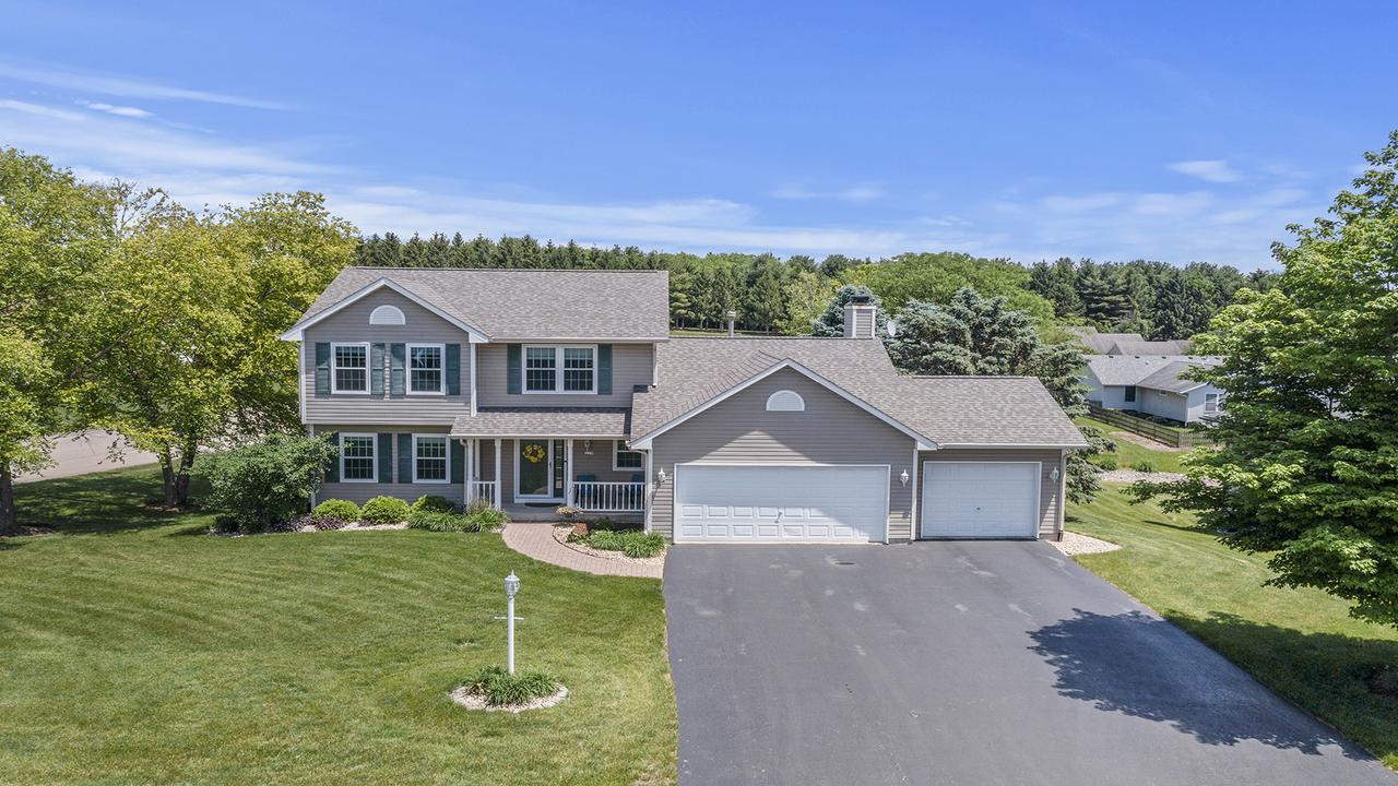 229 Century Hill Dr., Oregon, IL 61061