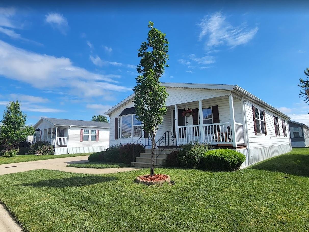 873 Holly Dr., Manteno, IL 60950