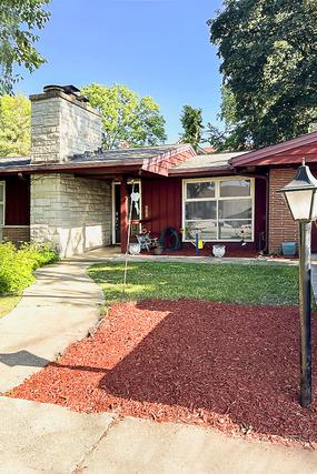 2501 Virginia St., Park Ridge, IL 60068