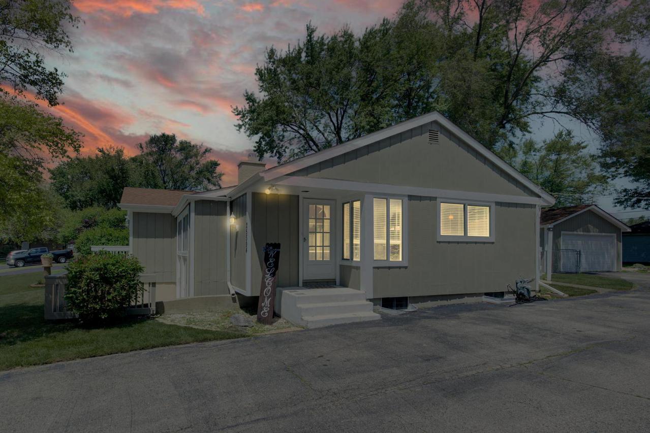 25594 W Chesney Dr., Lake Villa, IL 60046