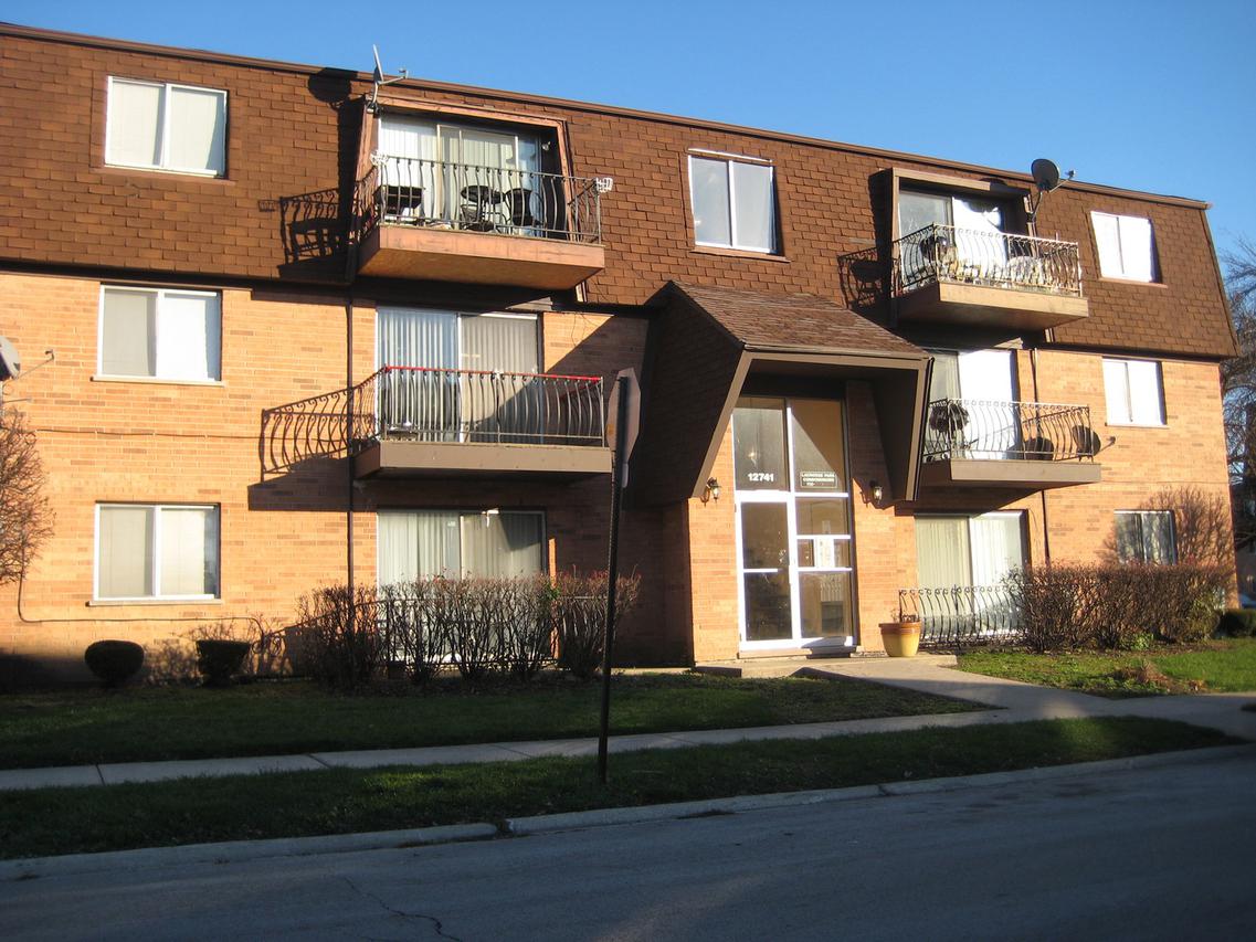 12741 S La Crosse Ave. #3C, Alsip, IL 60803