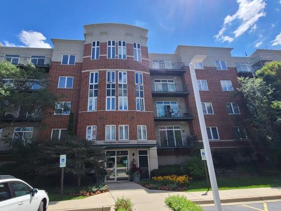 820 Weidner Rd. #401, Buffalo Grove, IL 60089