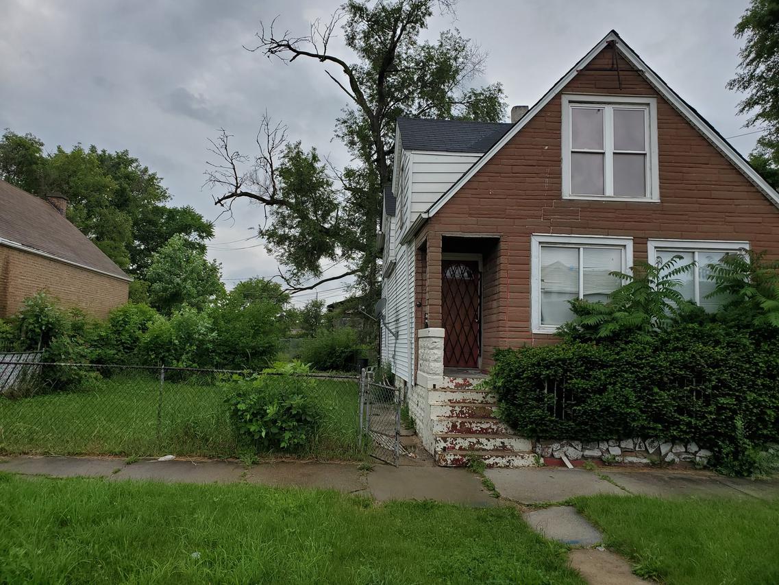 8616 S Emerald Ave., Chicago, IL 60620
