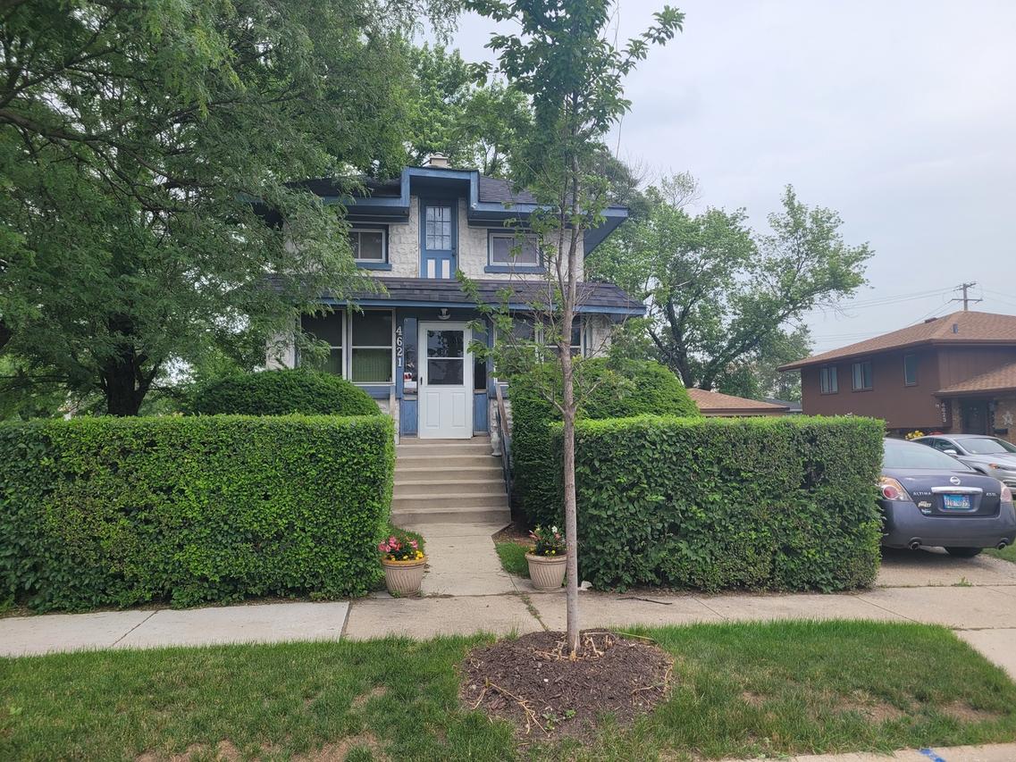 4621 Joliet Ave., Lyons, IL 60534