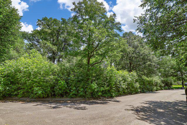 849 Fox Trail Ct., Lake Forest, IL 60045
