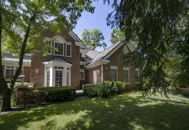 863 Gloucester Crossing, Lake Forest, IL 60045