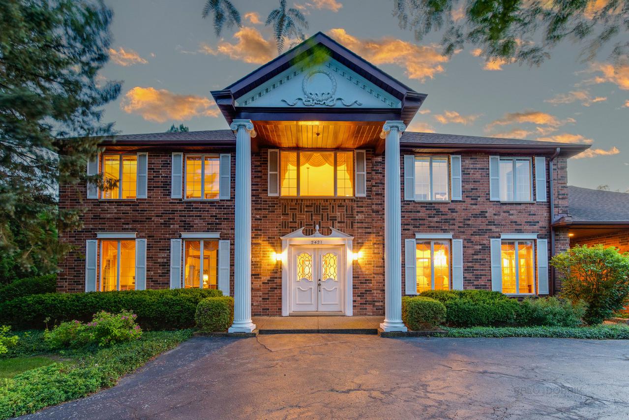 2421 Dorina Dr., Northfield, IL 60093