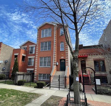 939 N Fairfield Ave. #2, Chicago, IL 60622