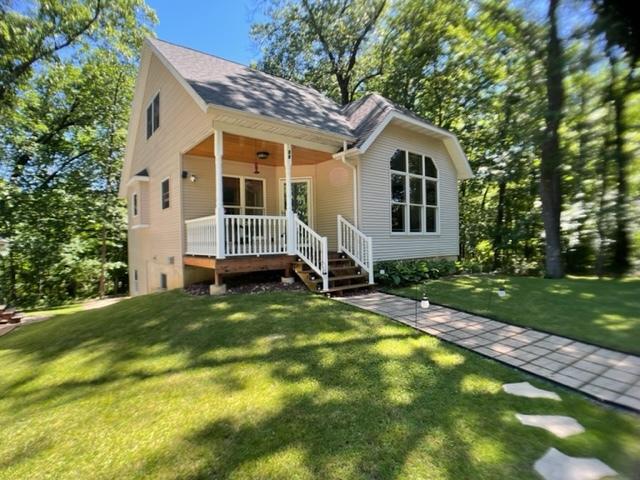 38 Fairoaks Dr., Putnam, IL 61560