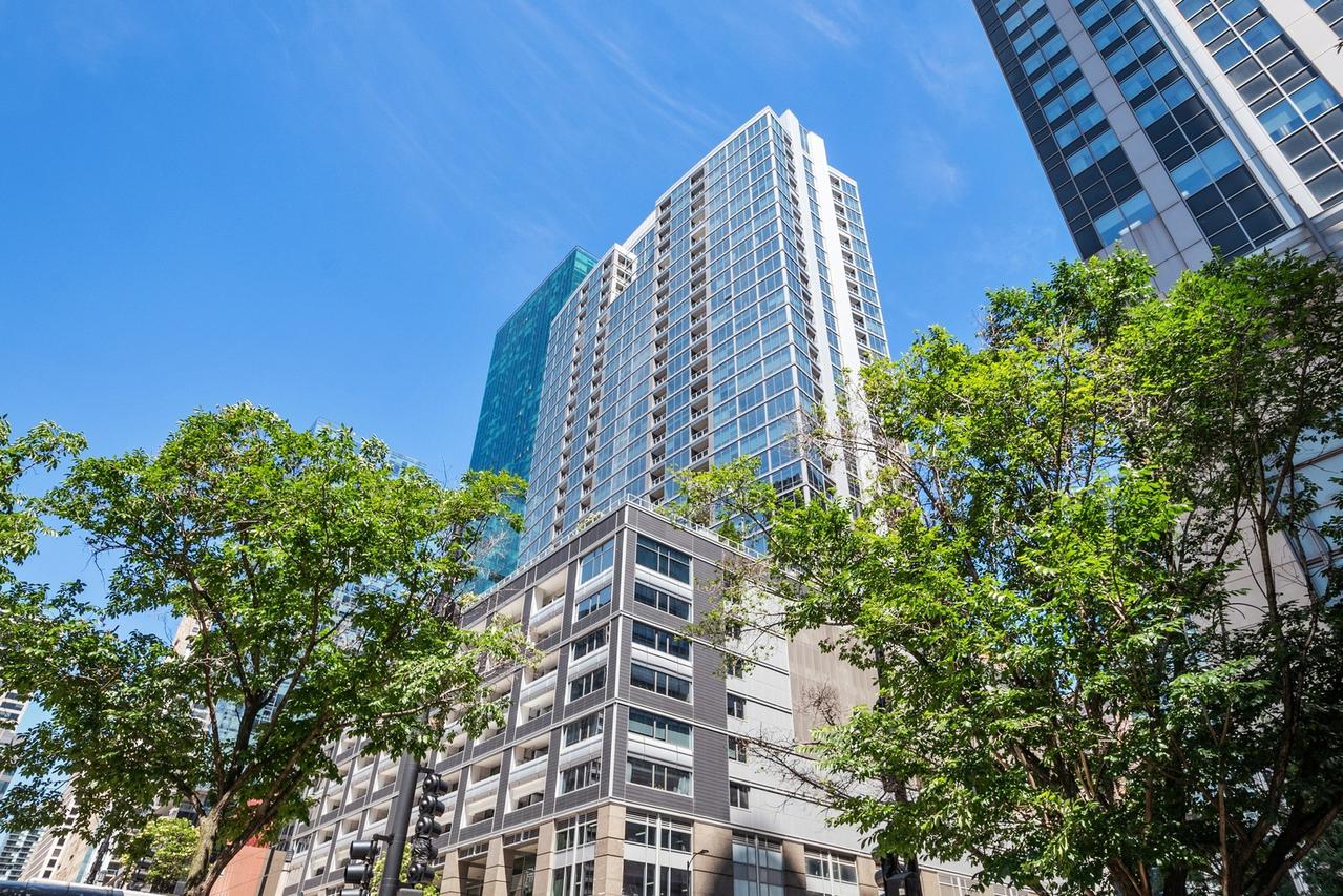 240 E Illinois St. #2808, Chicago, IL 60611