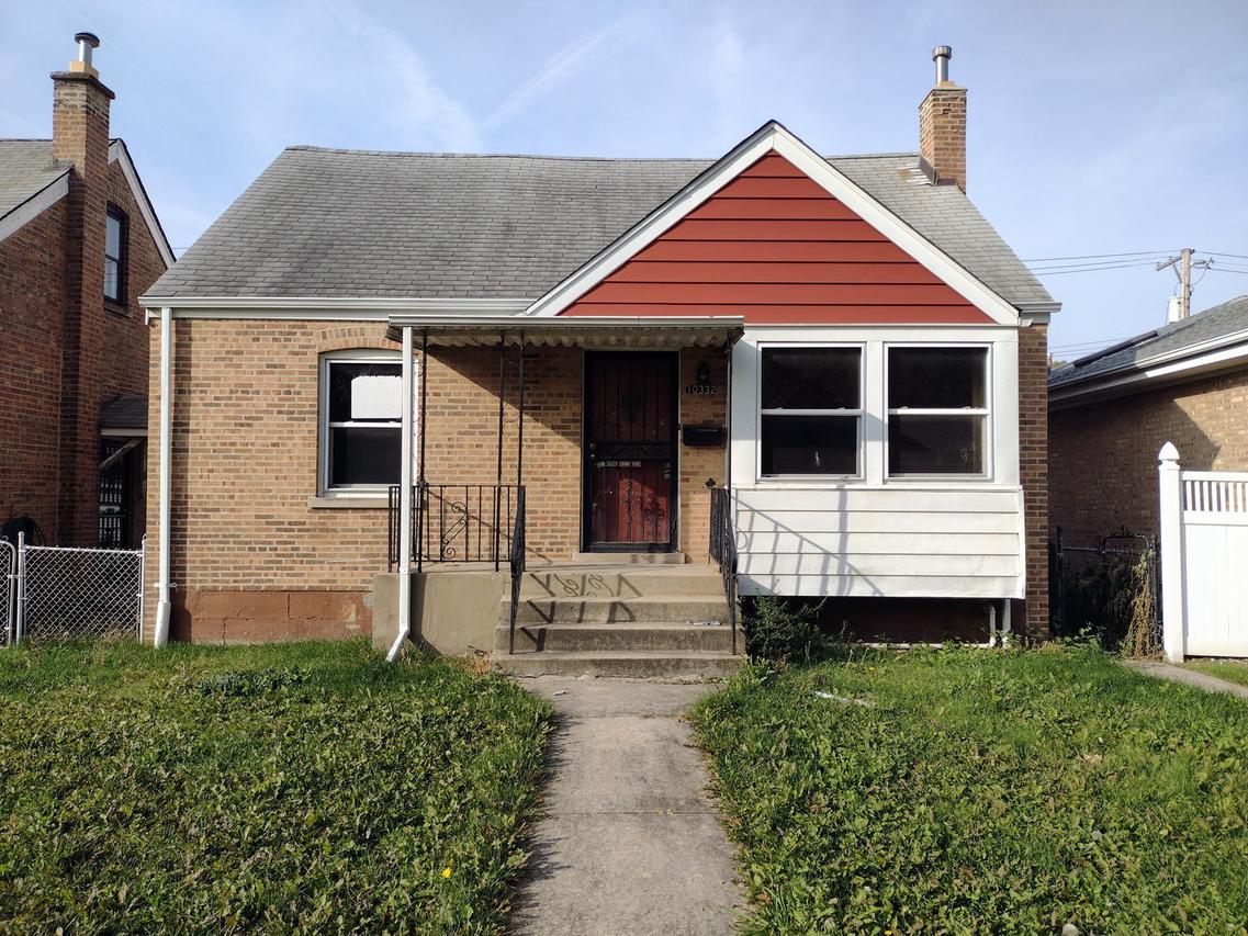 10332 S Sacramento Ave., Chicago, IL 60655