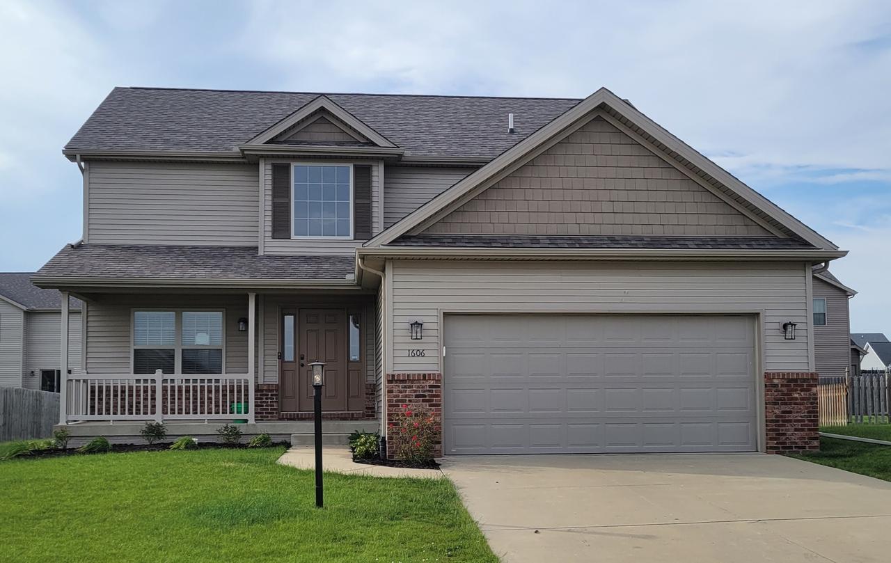 1606 E Timber Wolf Ln., Mahomet, IL 61853
