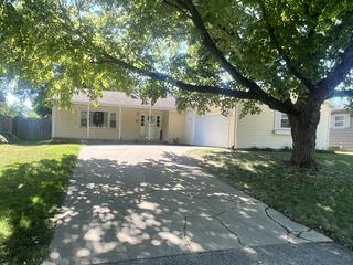 401 Cedar Dr., Clinton, IL 61727