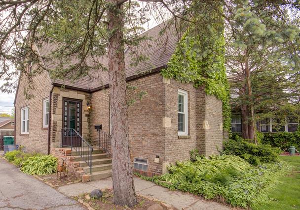 405 Cornelia St., Joliet, IL 60435