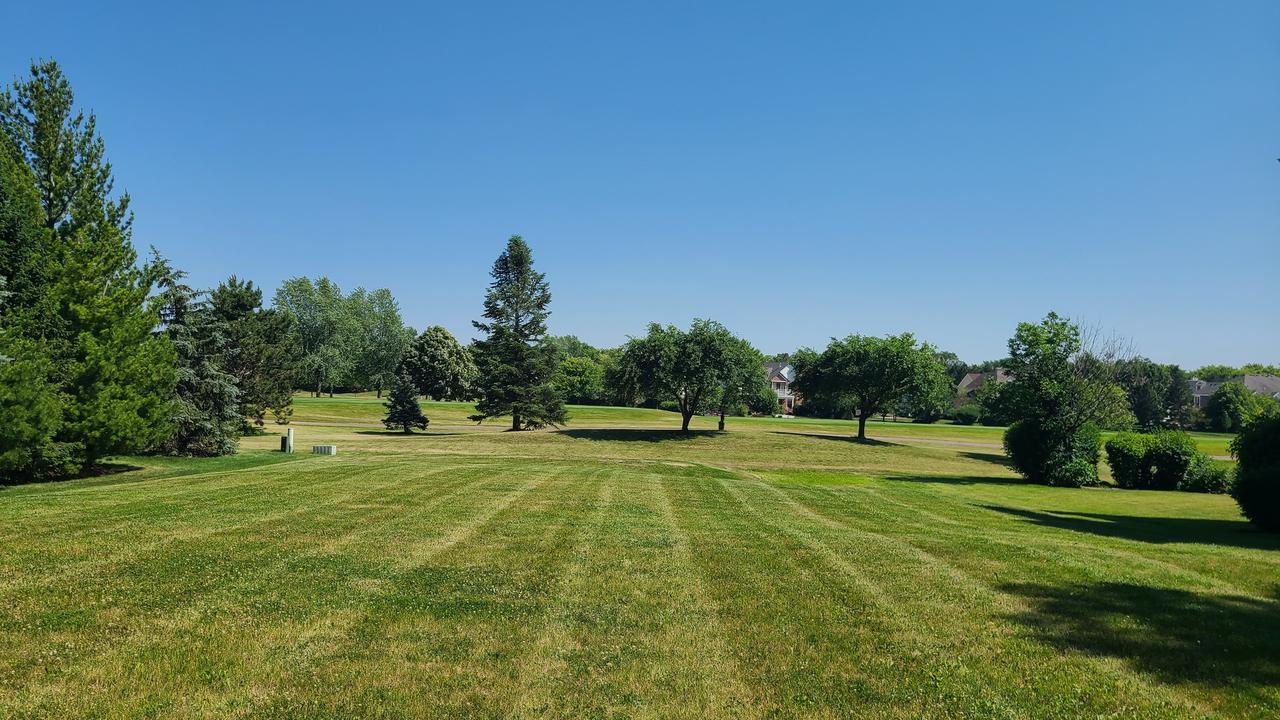 369 Torrey Pines Way, Vernon Hills, IL 60061