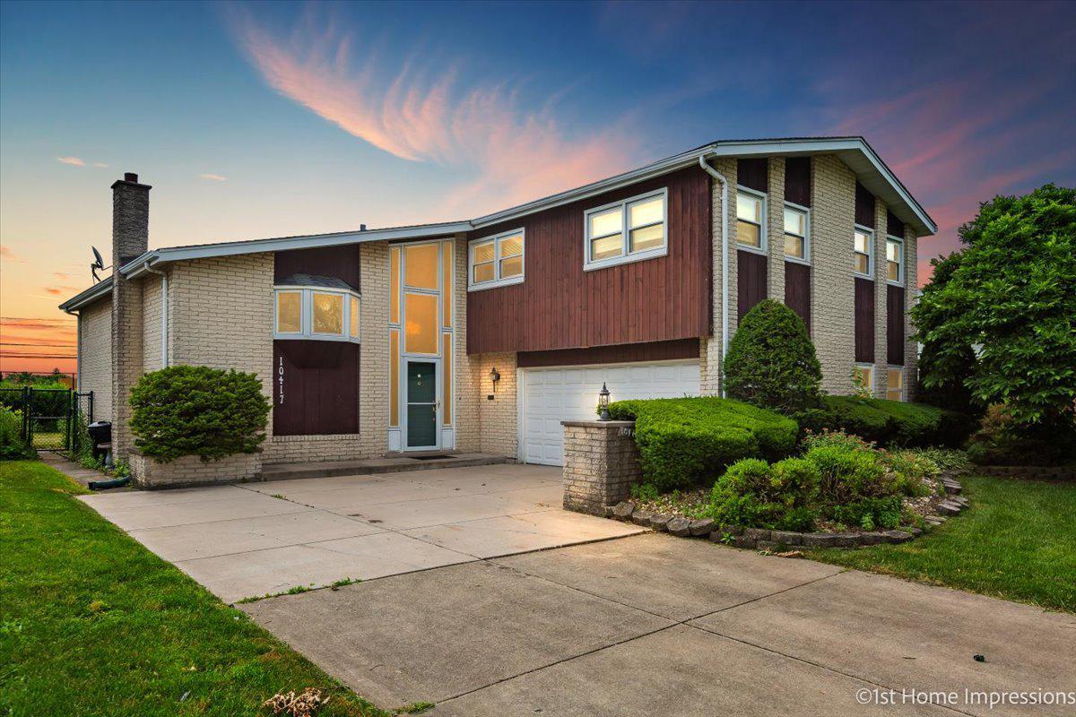10417 Long Ave., Oak Lawn, IL 60453