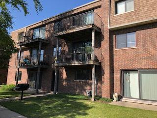 1442 Carol Ct. #1A, Palatine, IL 60074
