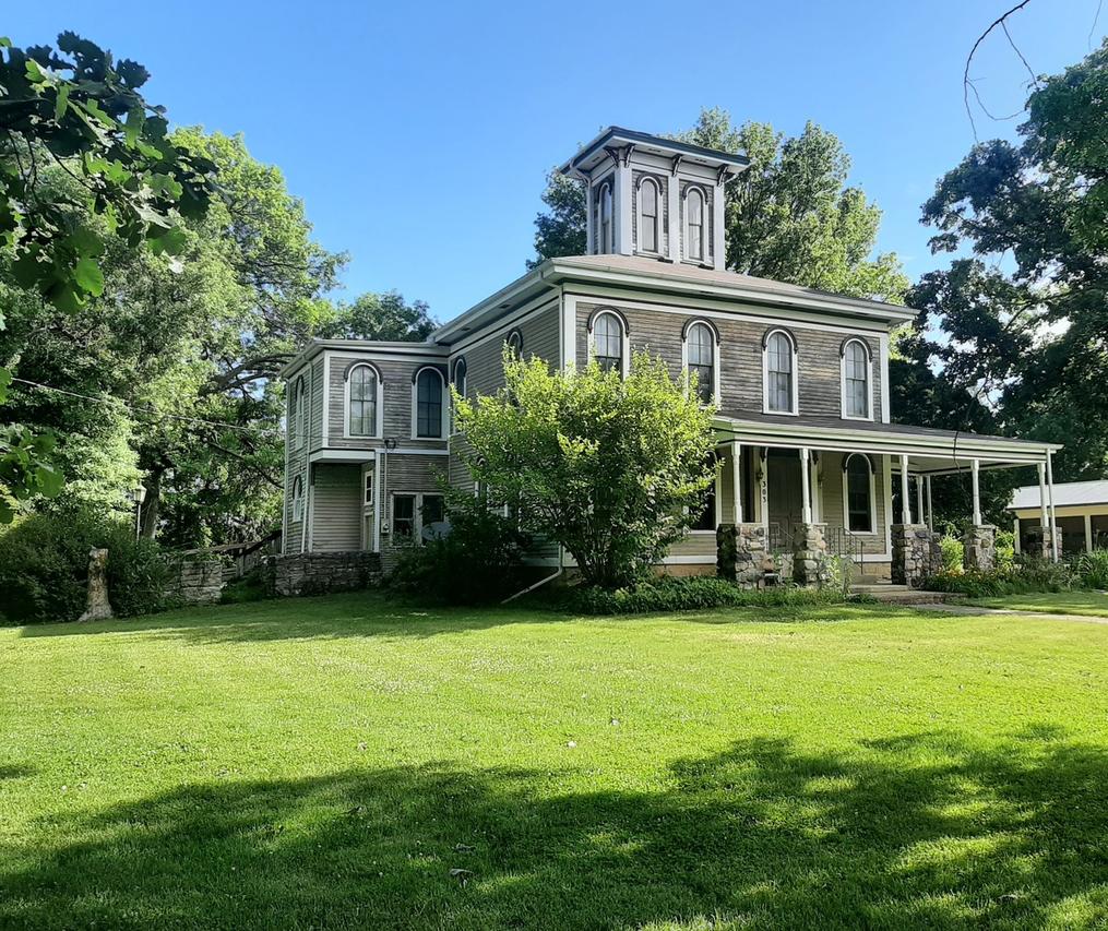 303 Steward St., Steward, IL 60553